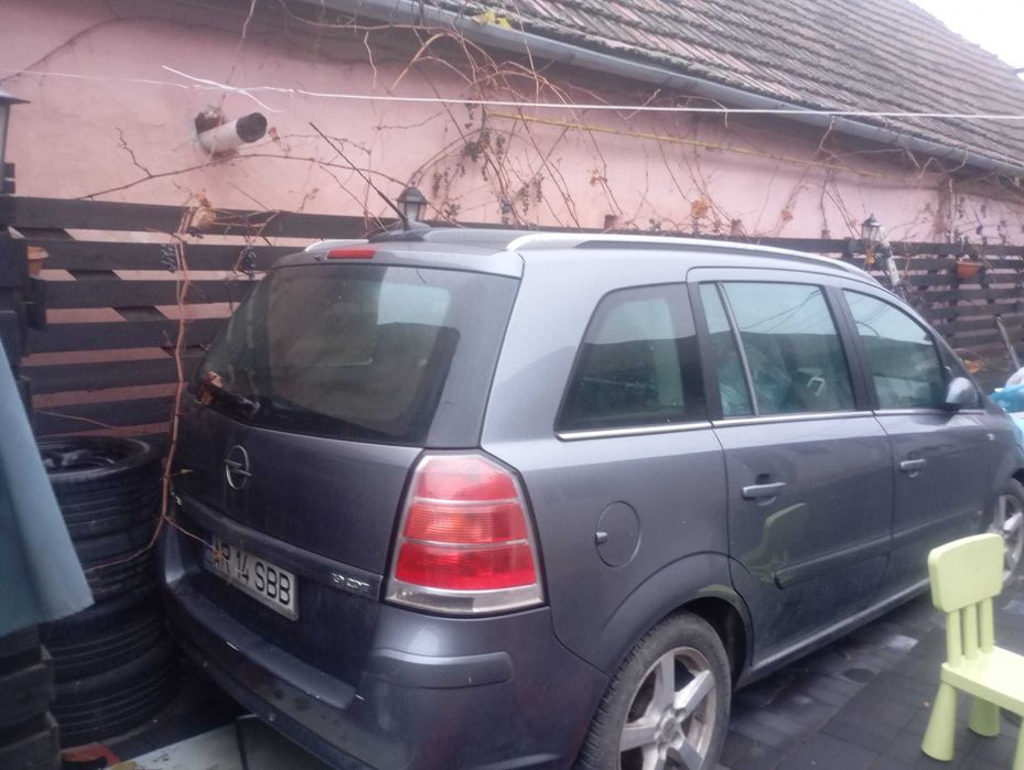 OPEL Zafira 0