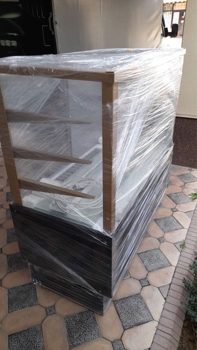 Витринные холодильники