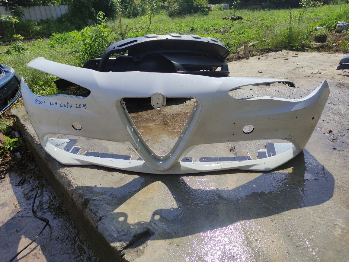 Алфа Жулиета предна броня с. Ясен • OLX.bg