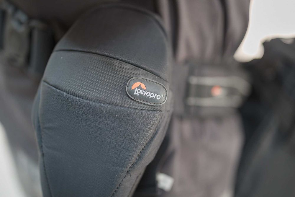 Модулна система Lowepro S&F (Street and Field) колан, калъф и тубуси