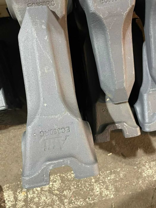 Коронка на экскаватор Doosan Caterpillar Komatsu