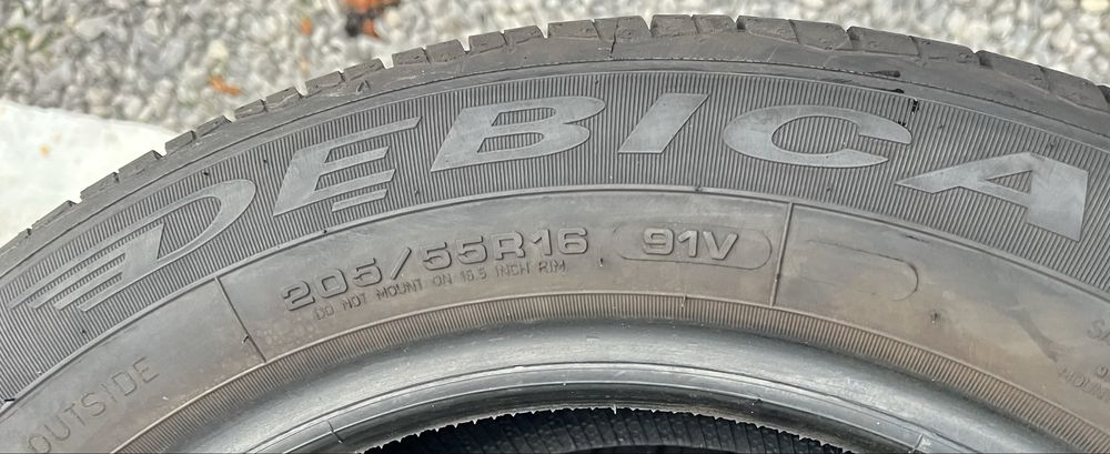 4бр 205/55/16 на 7+мм с 23дот Дебица