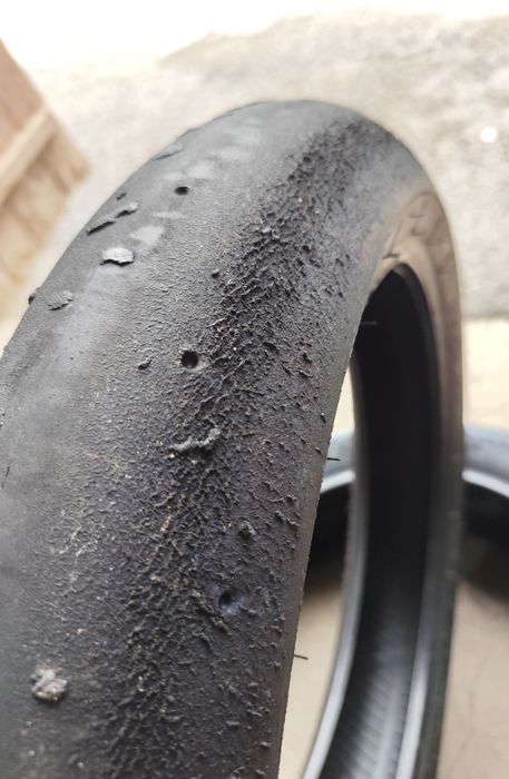 Гуми пълен слик Pirelli Superbike 120/125/190/200