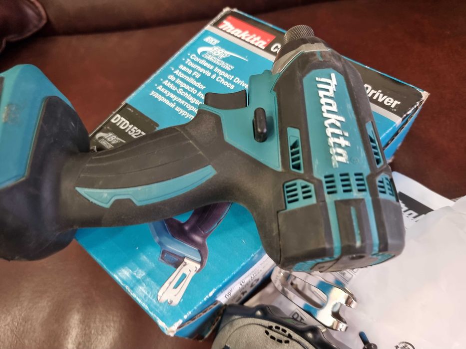 Акумулаторен Импакт Винтоверт Makita