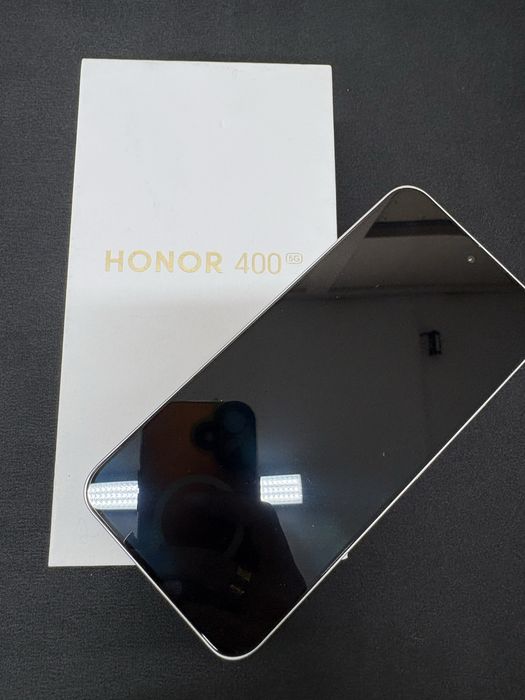 Honor 400.  256gb