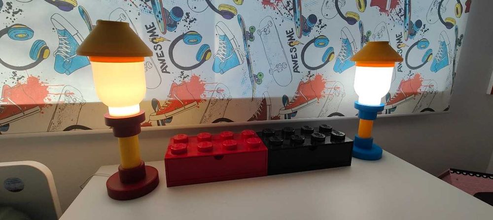 Lampa de birou pentru copii, stil Lego