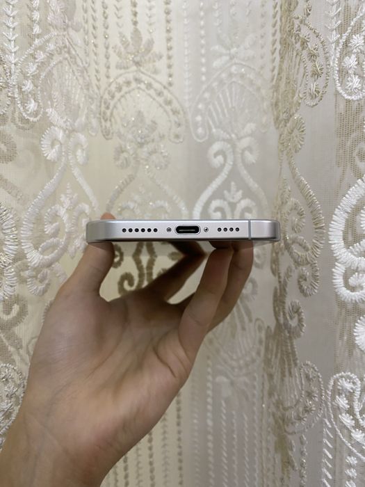 Iphone 16 pro max 98% radnoy yomks