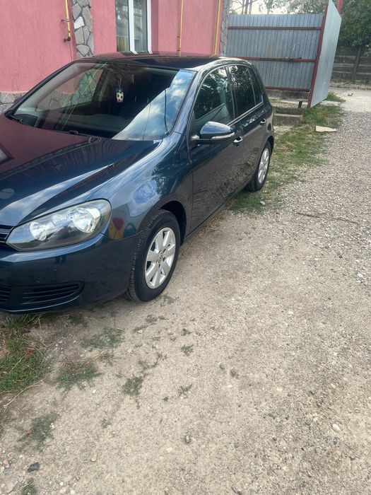 Vând sau schimb Golf 6 2010