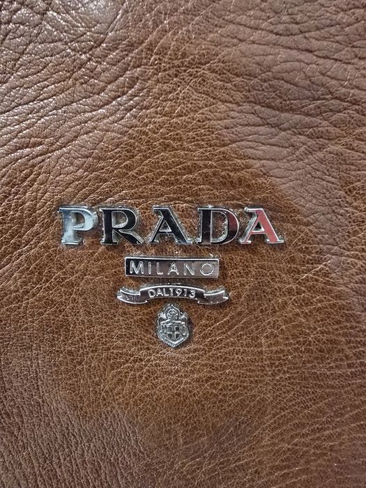 Geanta umar Prada