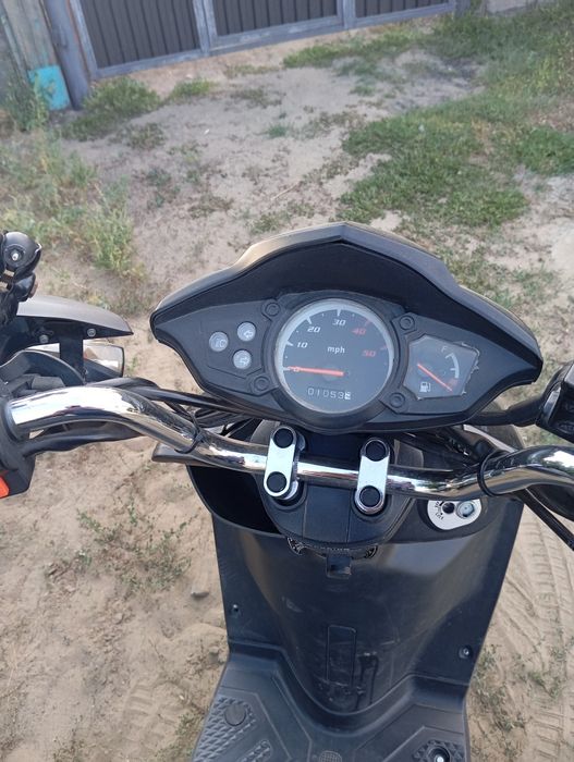 Продам скутер  не дорого