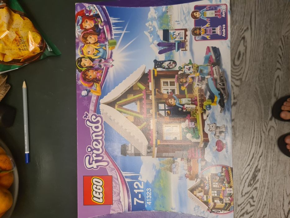 Lego Friends Snow resort Chalet 41323
