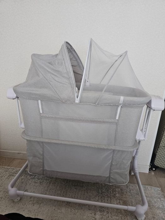 Манежка для детей с пультом и музыкой