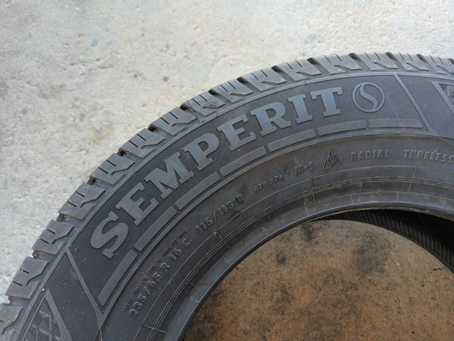 2 Нови бусови гуми 235/65R16C Semperit Van-AllSeason 115/113R M+S
