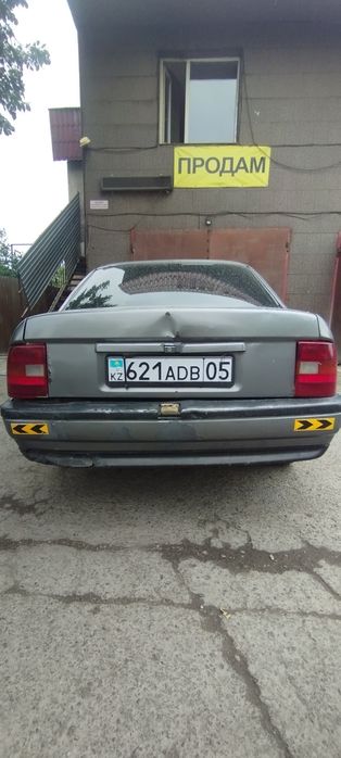 Opel Vectra A 1,8