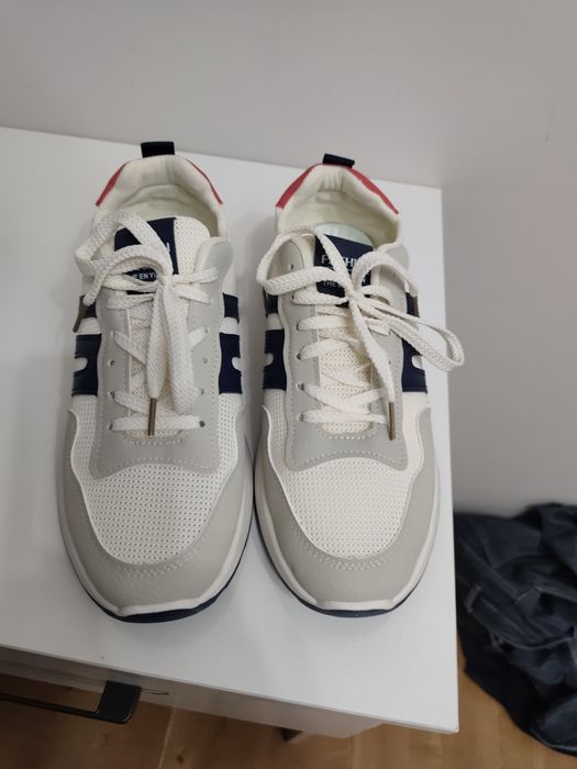 Кроссовки мужские 41