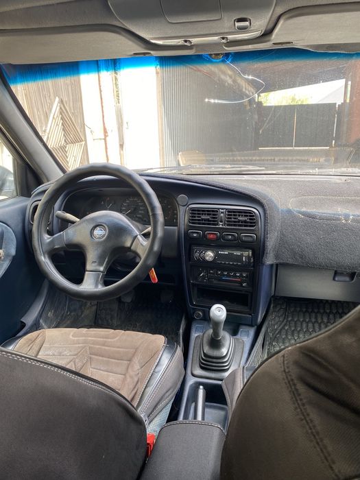 Продам машину ниссан