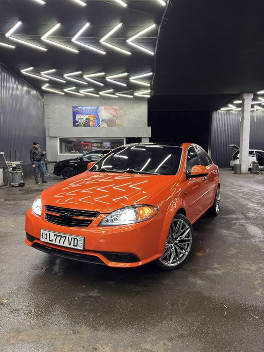 Gentra tuning qilingan