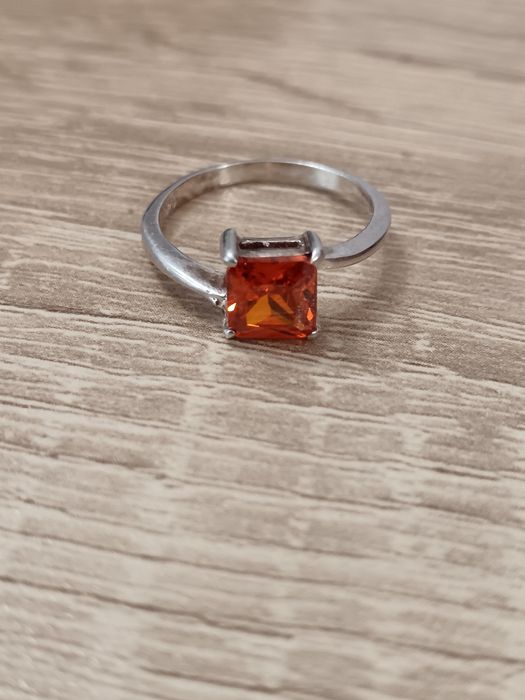 Inel argint cu piatra