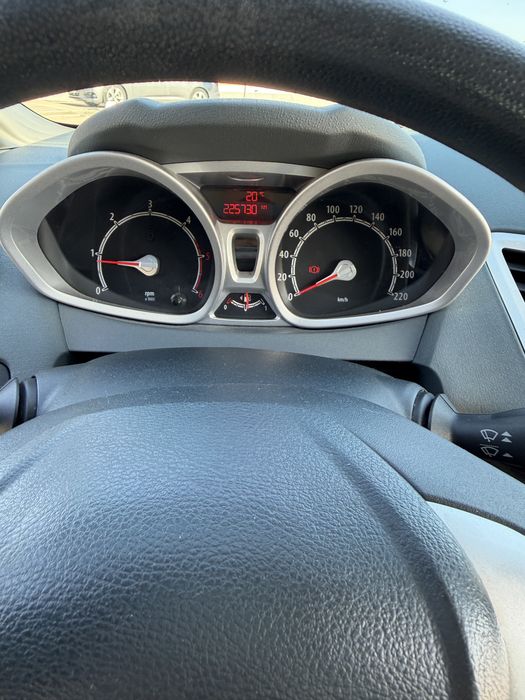 Vand Ford Fiesta