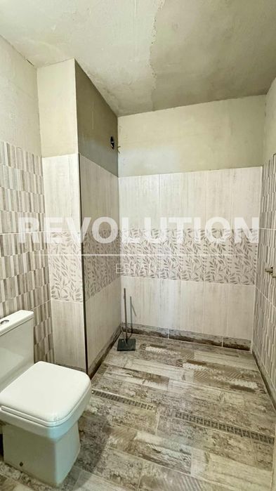 Продава се Тристаен апартамент в Пловдив, Южен - 76 кв.м за 1250 €/кв.м - Снимка #5