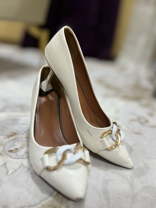 Брендовый каблук AMINA MUADDI 41 размер