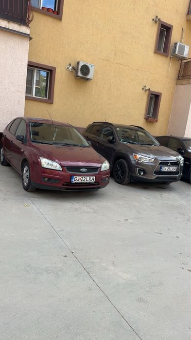Ford Focus 1.6 benzină 2005 – pentru piese sau cine vrea sa o repare