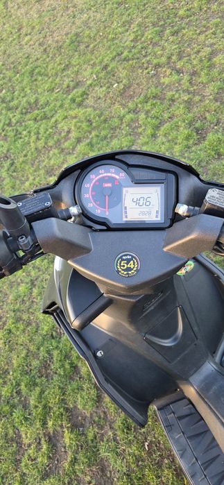 Vând Scuter Aprilia sr 50 Factory 2830KM preț FIX