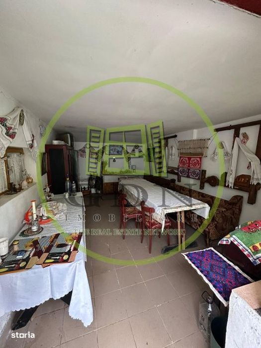 Casa individuala, 6 camere | 2109 mp teren |, Rusi, com. Slimnic, jude