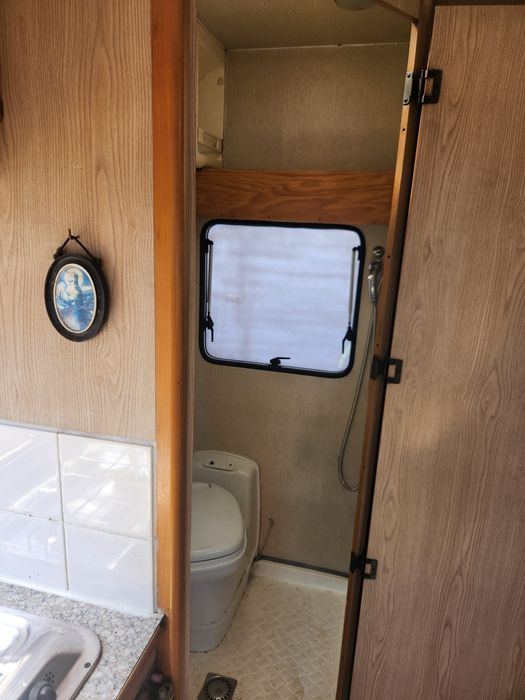 Autorulota Ford tranzit 2.5 Diesel sau schimb cu Ktm 300 exc după 2018