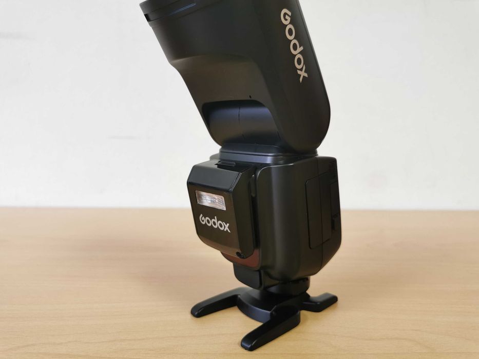 Godox V1 Pro (F) светкавица за фотоапарати Fuji