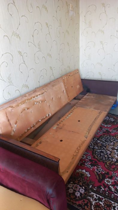 Диван креслолар сотилади