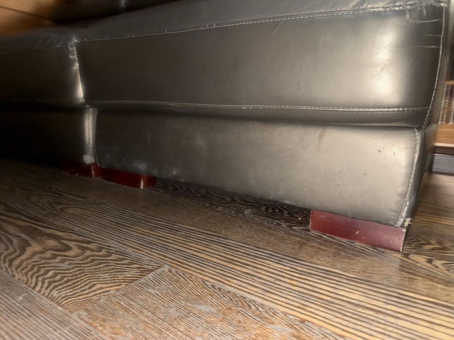 Диван продам      .