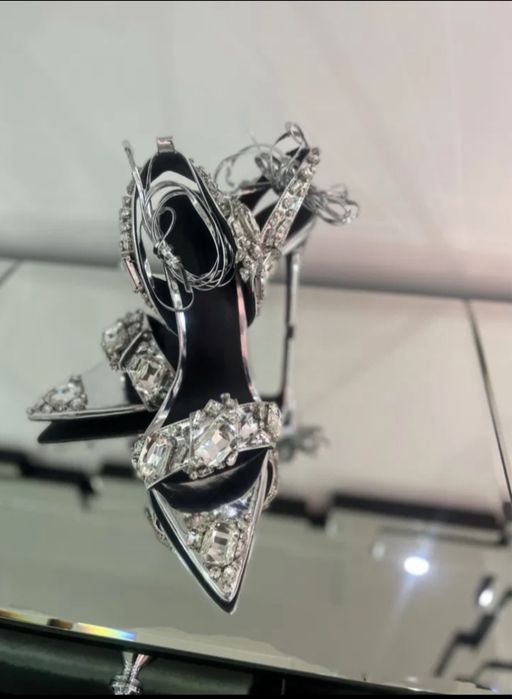 Токчета с камъни