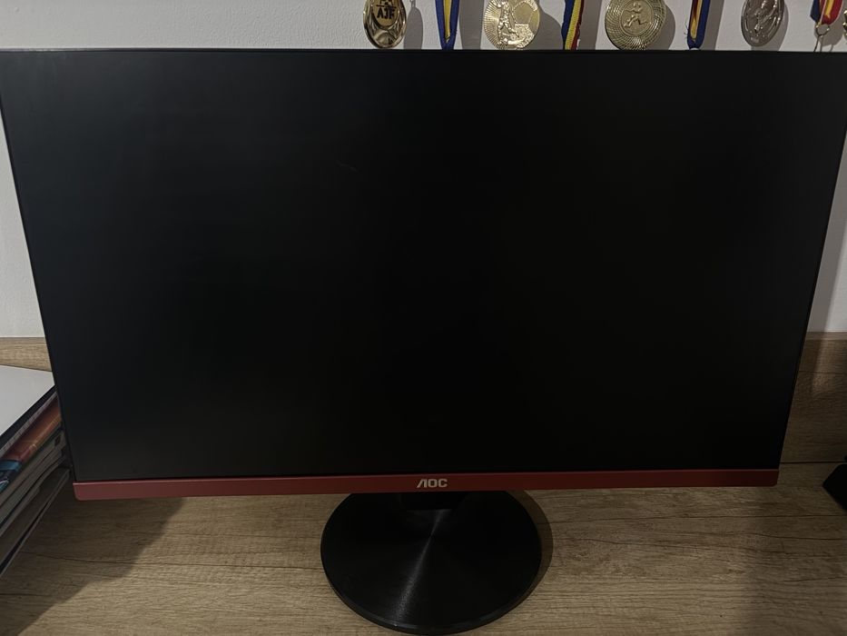 Monitor gaming AOC 24” – 144Hz – IPS – 1ms