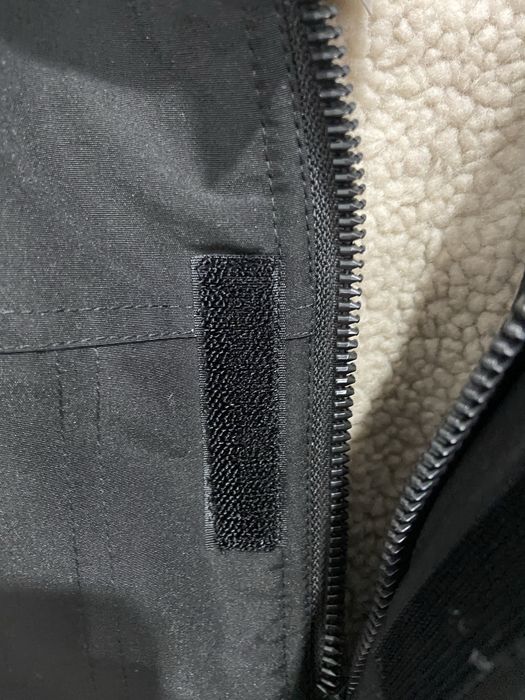 Продам абсалютно новую куртку