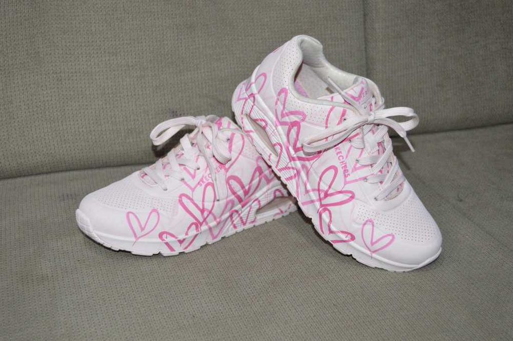 Incaltaminte Skechers x JGoldcrown: Uno - Spread the Love 39