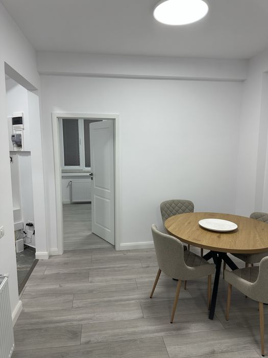 Apartament de inchiriat 3 camere calea victoriei