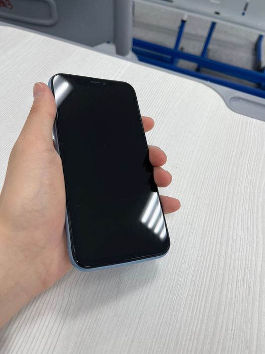 iPhone xr 128/100