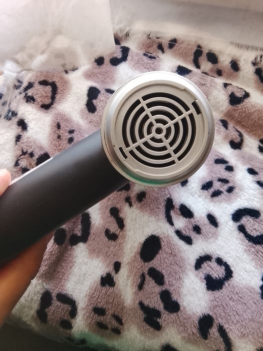 Aspirator mic de mana cu incarcator