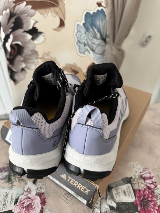 Adidas Terrex в отлично състояние