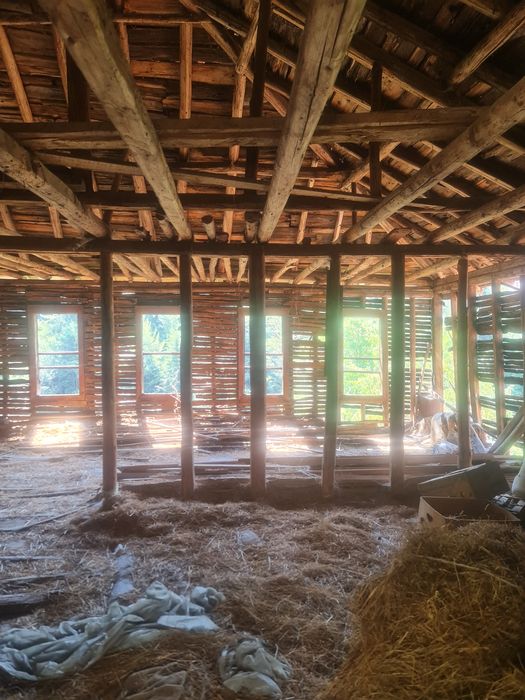 Продавам стара родопска къща в с.Момчиловци