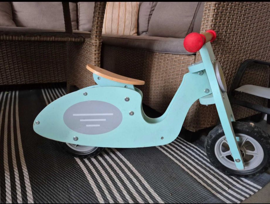 Jucarii copii - Bicicleta din lemn fara pedale Playtive