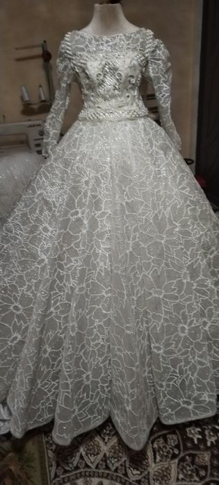 Продается свадебные платья срочно