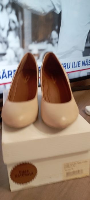 Pantofi piele naturala măsura 36
