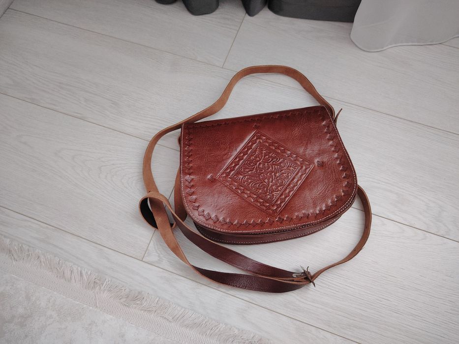Geantă marocană din piele naturală – nouă, lucrată manual