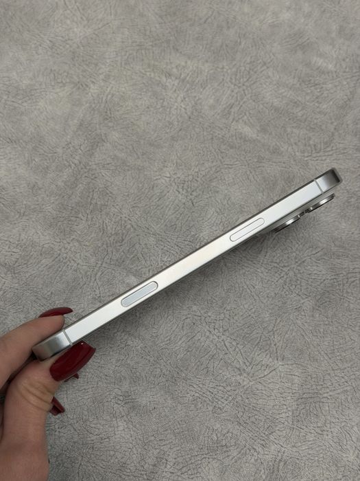 iPhone 16 Pro Max White Titanium
