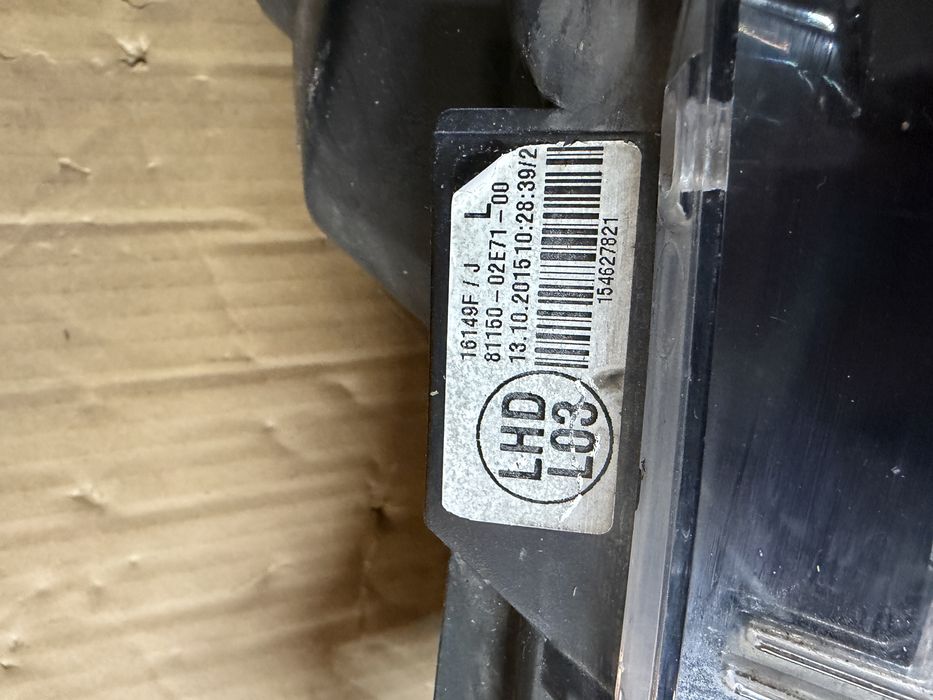 Far stanga / dreapta Toyota Corolla e16 HalogenLed 2013/2014/2015/2016