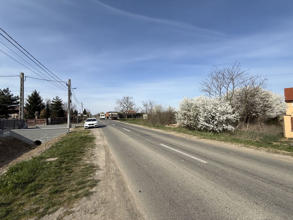 Vand Teren intravilan pt parcelare 86 Ari la intrare in Vetis