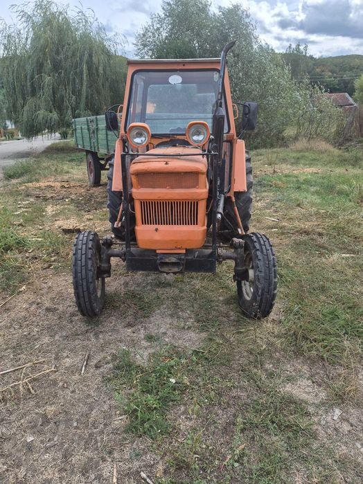 Tractor Fiat 550