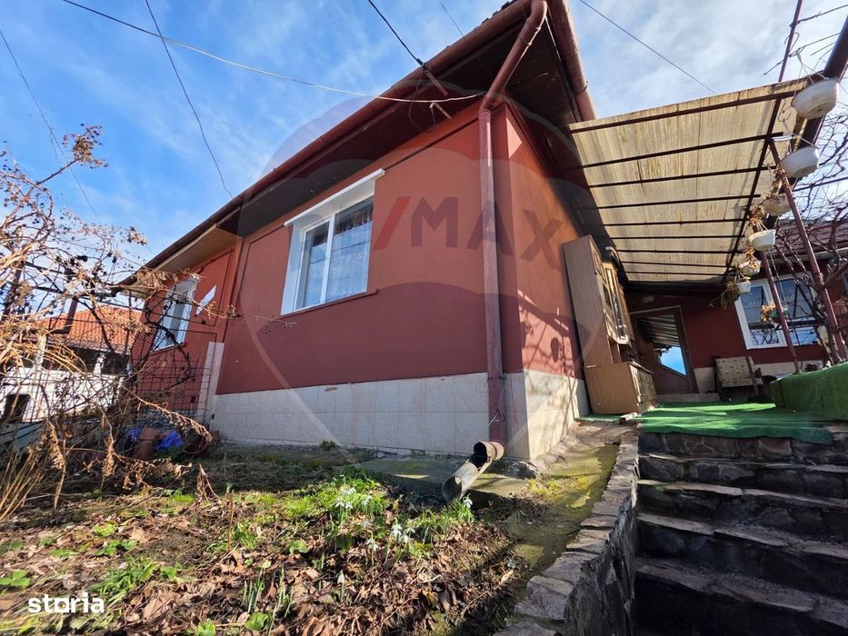 Casă tip duplex de vânzare – Vitrometan, str. Bârsei